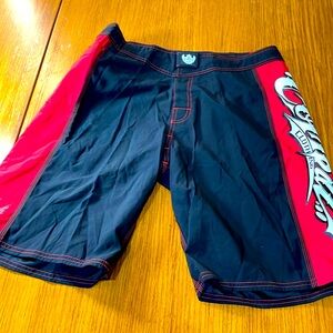 Combat clothing men’s Fight shorts size 34